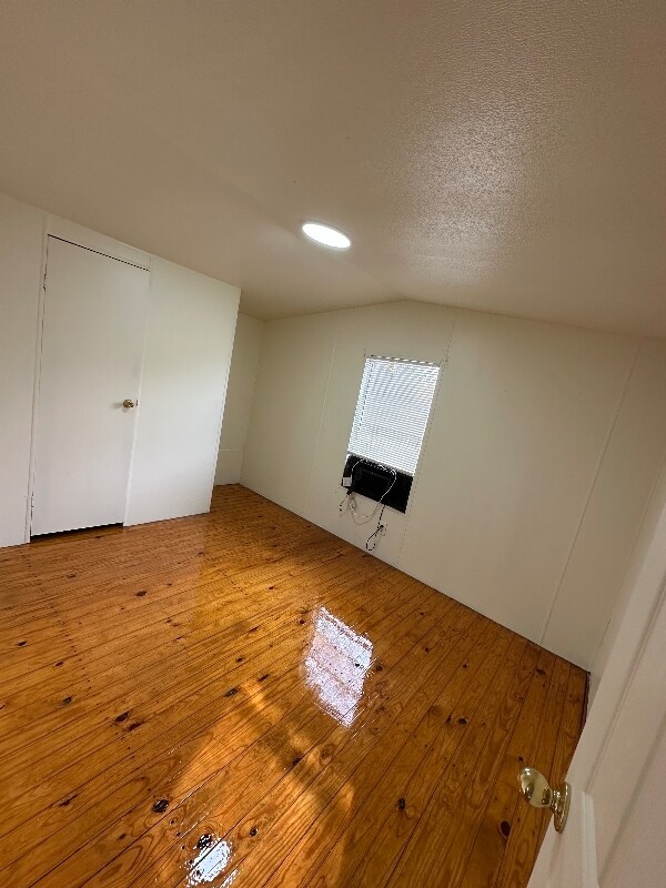 Building Photo - 85 Young Rd