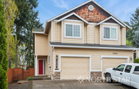 Building Photo - Charming 3 Bedroom Townhome on a Quiet Cul...