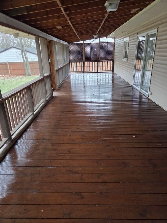 Building Photo - 8986 King Graves Rd NE