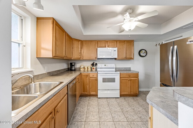 Building Photo - 416 Dove Ln