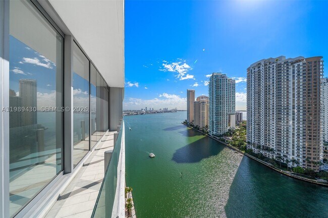 Building Photo - 300 Biscayne Blvd