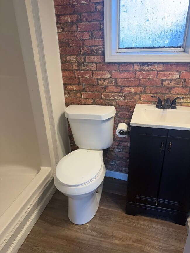 Building Photo - 721 US-62