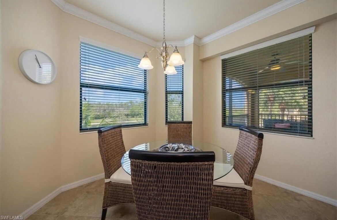 Building Photo - 9731 Acqua Ct