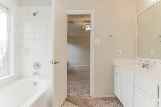 Building Photo - 2415 Amber Wheat Ct