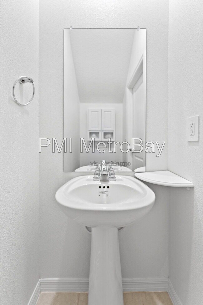 Building Photo - 5137 Benjamin Eric St