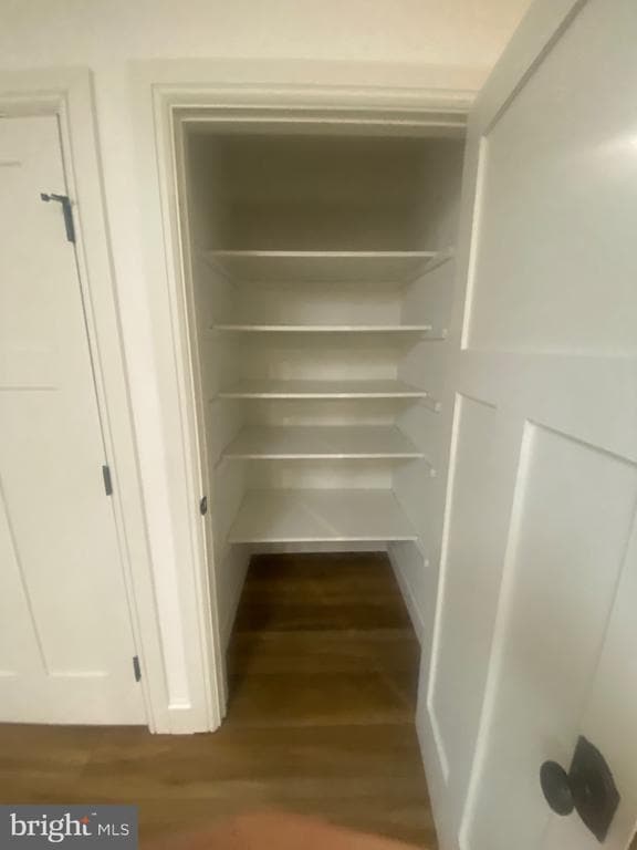 Building Photo - 1087 Mt Tom Rd