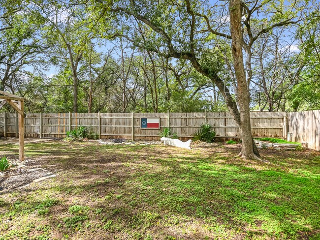 Building Photo - 4302 Twisted Tree Dr