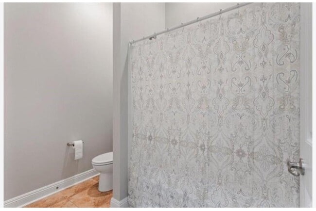 Building Photo - 3895 Jasmine Blvd