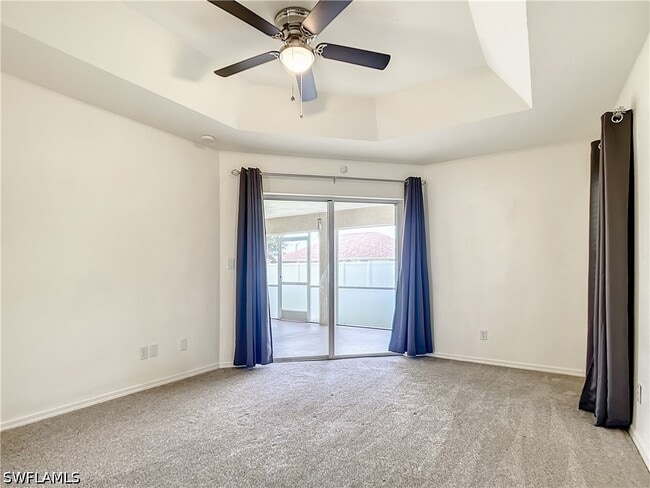 Building Photo - 2129 Viscaya Pkwy