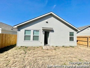 Building Photo - 2918 Gustavo Dr