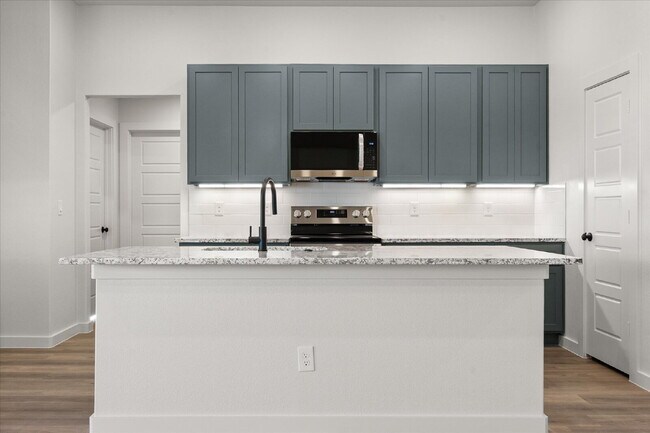 Building Photo - Beautiful New Build Home in Cypress Ranch!