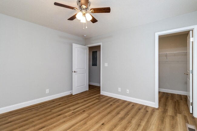 Building Photo - 252-254 Highland Ave
