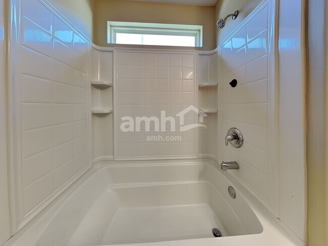 Building Photo - 45 Chey Hill Ln