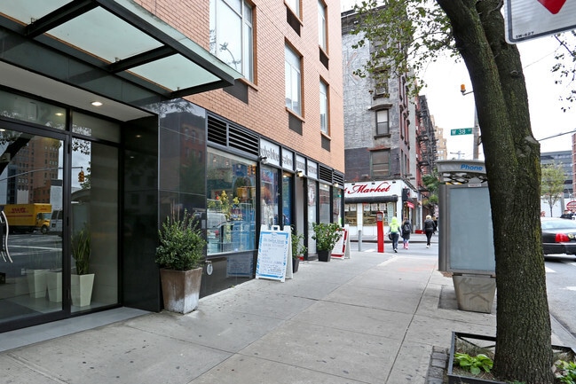 Building Photo - 38Nine