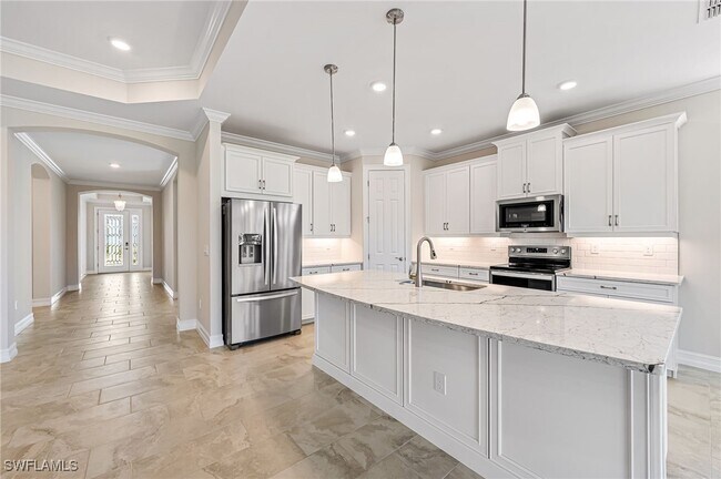 Building Photo - 534 Kamari Cv