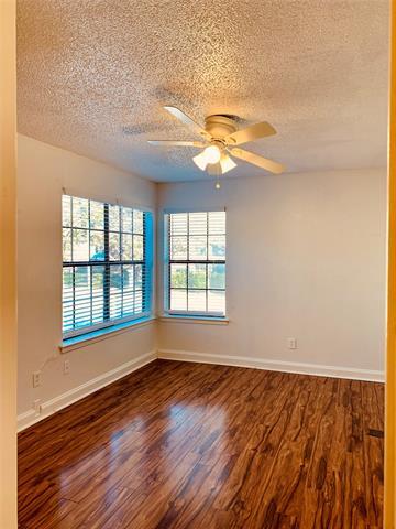 Building Photo - 333 Melrose Dr