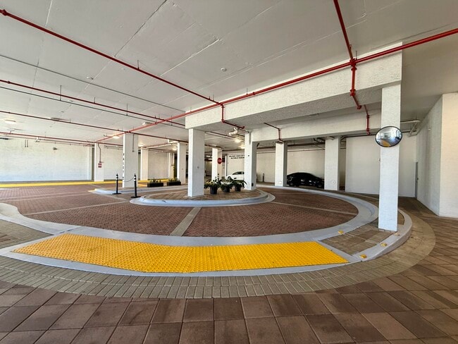 Building Photo - 140 S Dixie Hwy
