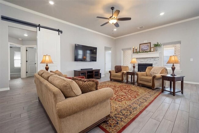 Building Photo - 508 NW 199th St