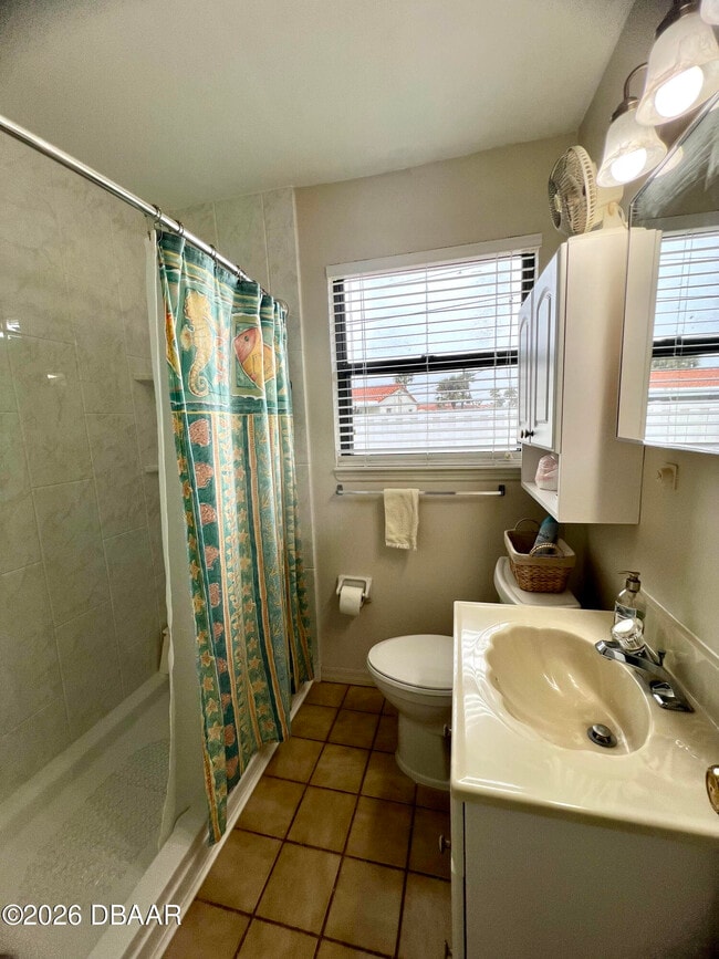 Building Photo - 205 Cardinal Dr