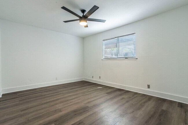 Building Photo - 104 Prestwick Blvd