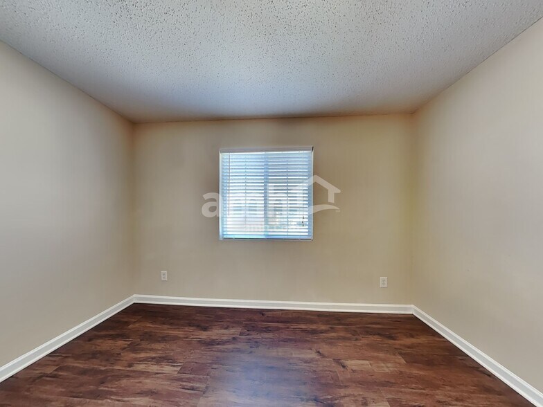 Building Photo - 5028 Bartley Way