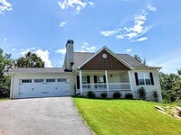 Building Photo - 261 Brookwoods Ln