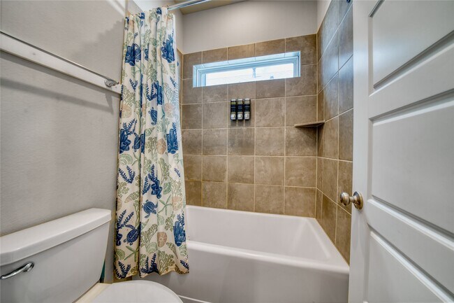 Building Photo - 3830 Singing Coast Path