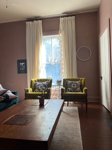 Living Room - 176 Woodland Ave