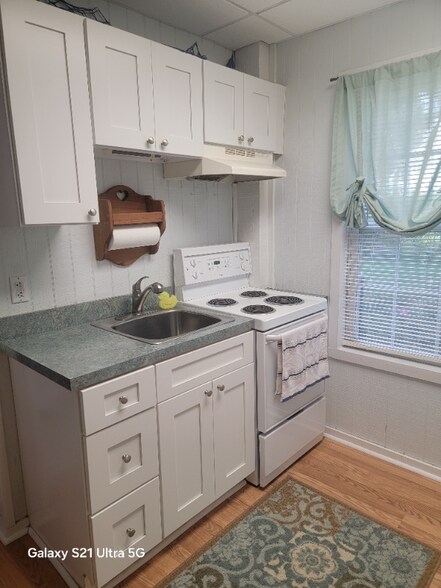 Building Photo - 514 Cypress Dr