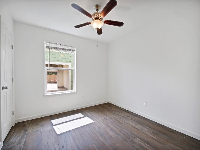 Building Photo - 2719 Arlington Ct