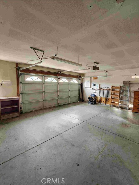 Building Photo - 856 Harrow St