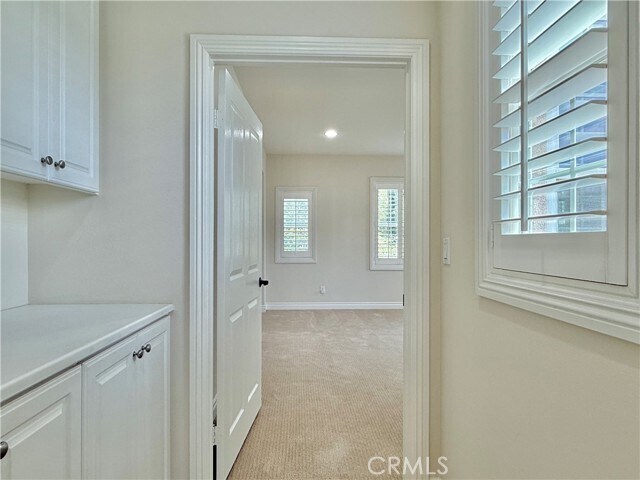 Building Photo - 50 Winding Way
