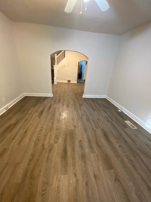 Building Photo - 2822 N Park Ave