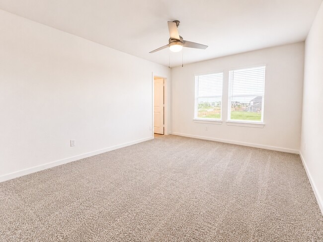 Building Photo - 28110 Meadowlark Sky Dr