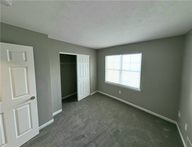Building Photo - 1101 Farmstead Ct