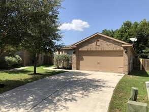 Building Photo - "Hard to Find" Roomy 1-story in Luckey Ran...