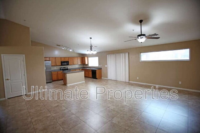 Building Photo - 15616 N 164th Ln