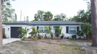 Building Photo - 3054 Adrian Ave