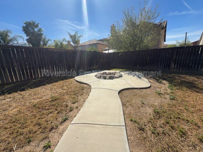 Building Photo - 3882 Strand Way