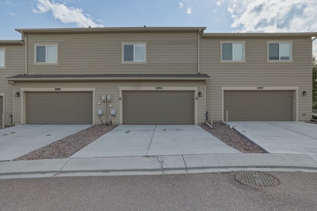 Building Photo - 2093 Birmingham Loop