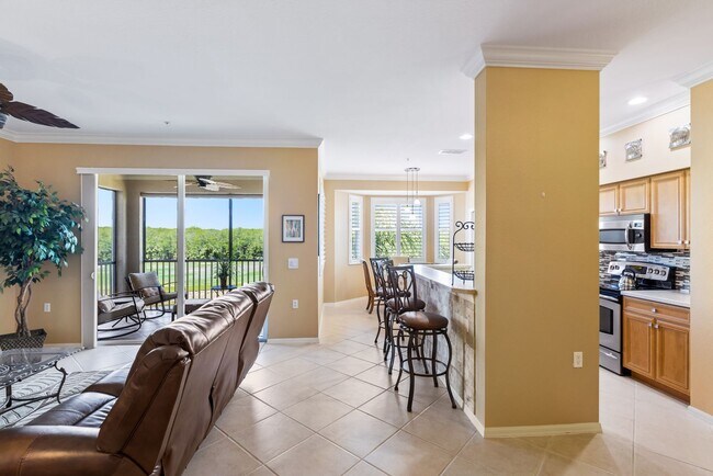 Building Photo - ** HERITAGE BAY ** 2 BED / 2 BATH - CONDO ...