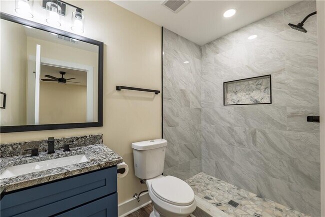 Building Photo - 42 Arnold Rd