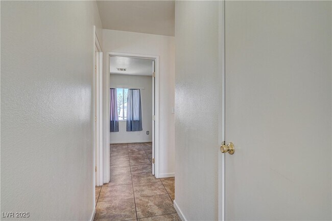 Building Photo - 2275 Windmill Grove Ct