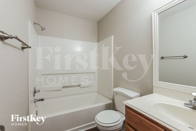 Building Photo - 5227 Roth Forest Ln