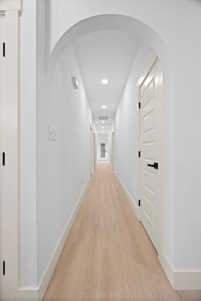 Building Photo - 2505 Vance Ave