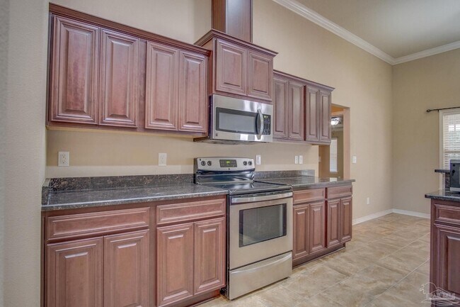 Building Photo - 5485 Tucker Circle