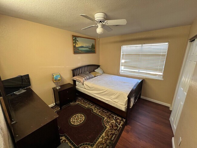 Building Photo - 4BD/3BA HOME IN SPRING VALLEY W/ SOLAR, POOL & SPA!