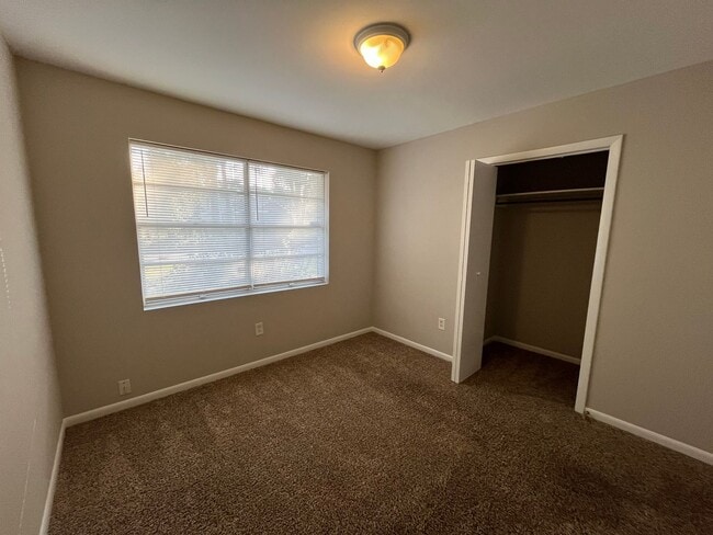 Building Photo - 718 Atlanta St