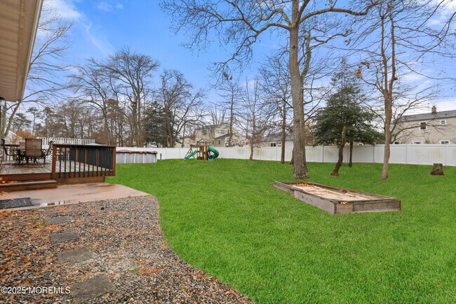 Building Photo - 556 Kirk Ln