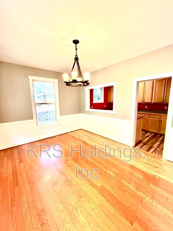 Building Photo - 175 Jordan Ln